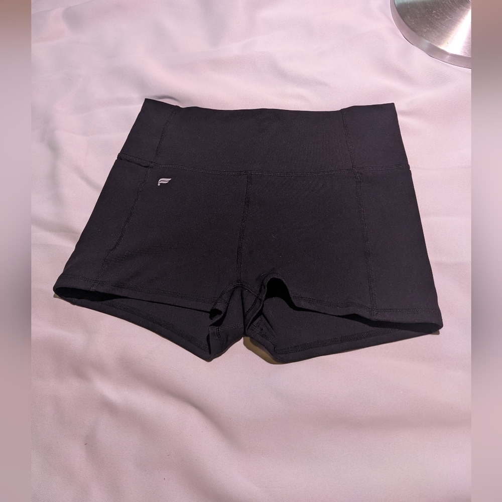 Fabletics 2 inch Shorts Medium